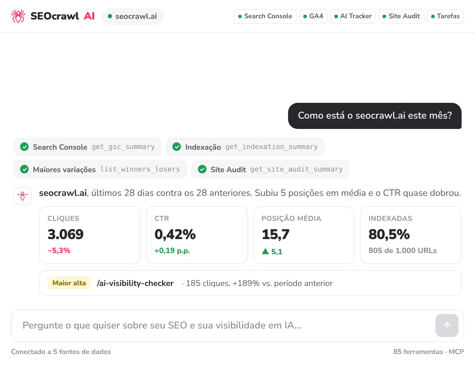 Exemplo animado: perguntando à SEOcrawl AI como está o seocrawl.ai, recebendo cliques, CTR, posição e indexação e, direto do chat, criando uma tarefa e um relatório para o cliente